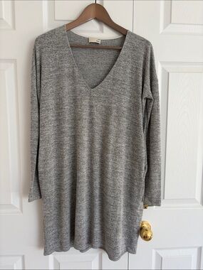 Wilfred Gray Heather V-Neck Tunic